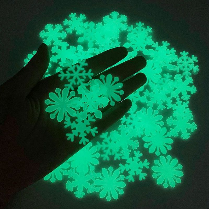 50Pcs Luminous Snowflake Wall Stickers Glow In The Dark Decal